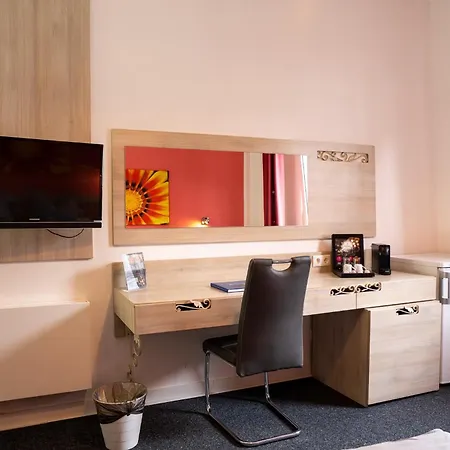 Honeybee アパート *